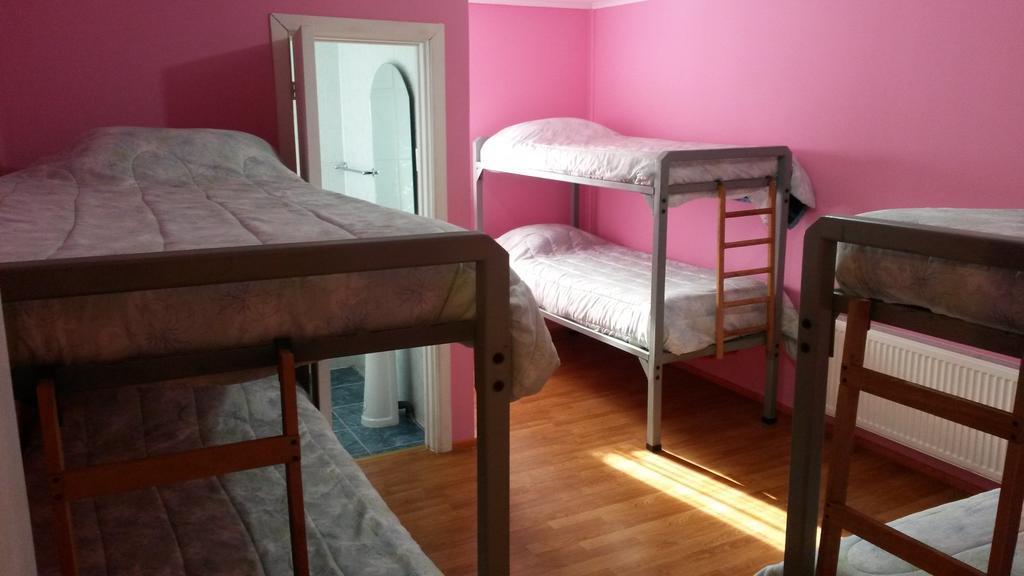 Hostal Chiloe Hostel Punta Arenas Ngoại thất bức ảnh