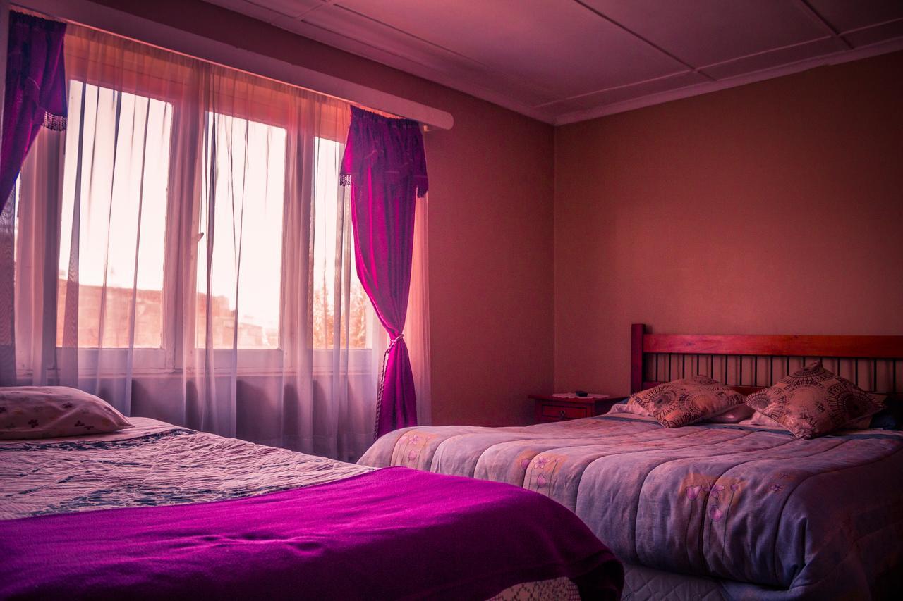 Hostal Chiloe Hostel Punta Arenas Ngoại thất bức ảnh